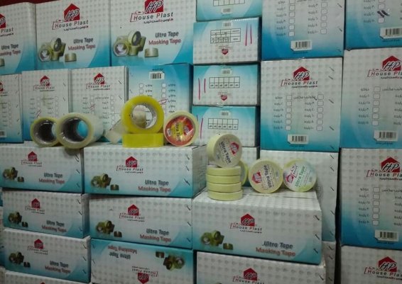 شرائط وبكر لاصقة أو ذاتية اللصق 