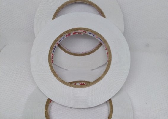 دبل فيس فوم عرض 1.8 طول 8 متر واتس/تلفون : 01091004008