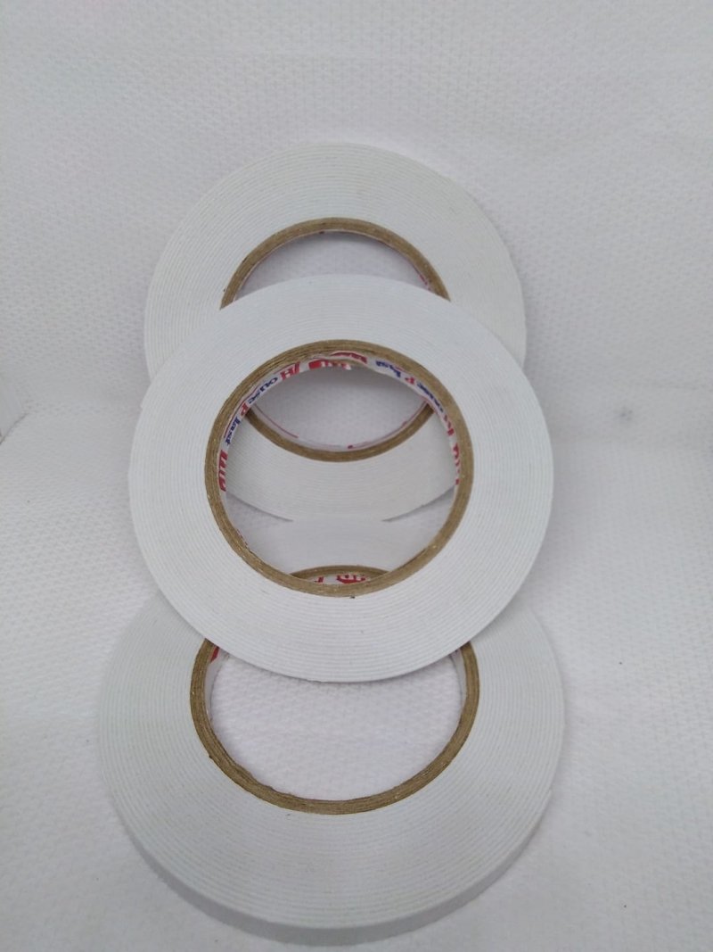 دبل فيس فوم عرض 1.8 طول 8 متر واتس/تلفون : 01091004008